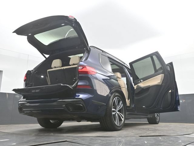 Used 2021 BMW X7 xDrive40i w/ M Sport Package AWD/4WD image 61