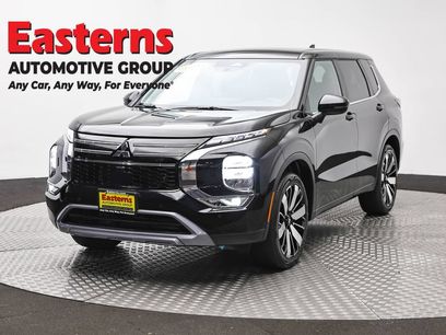 Used 2025 Mitsubishi Outlander SE