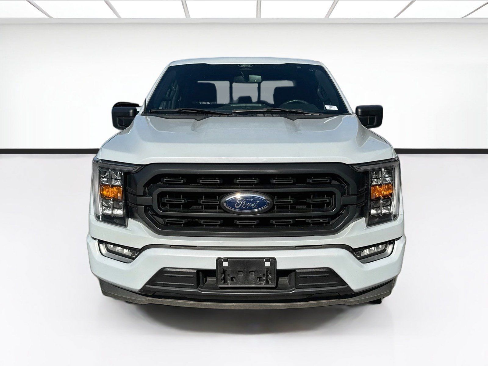 Used 2022 Ford F150 XLT w/ Equipment Group 302A High RWD image 2