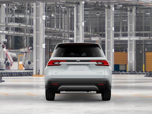 New 2026 Toyota Grand Highlander AWD image 8