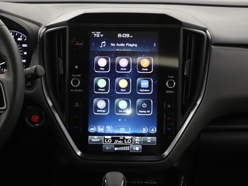 Used 2024 Subaru Crosstrek 2.5i Limited image 15