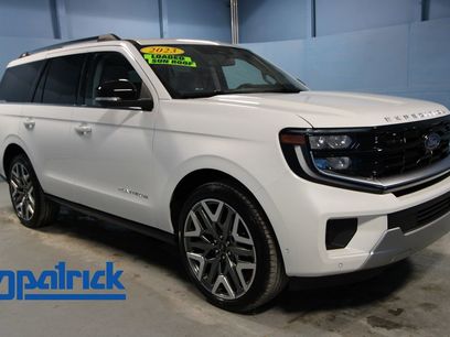 Used 2025 Ford Expedition Platinum w/ Platinum Ultimate Package