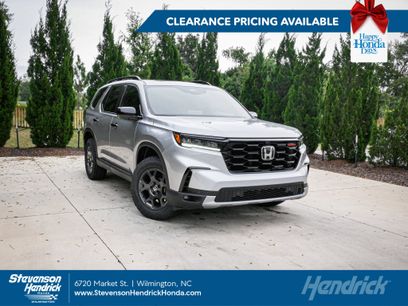 New 2025 Honda Pilot TrailSport