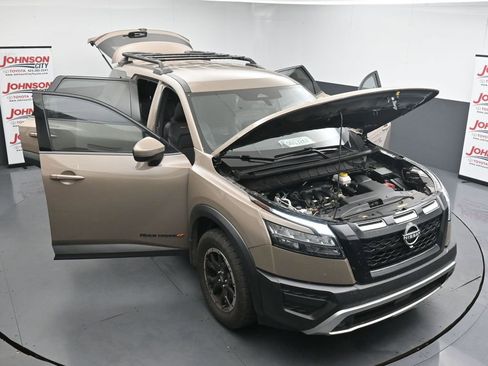 Used 2024 Nissan Pathfinder Rock Creek AWD/4WD image 25