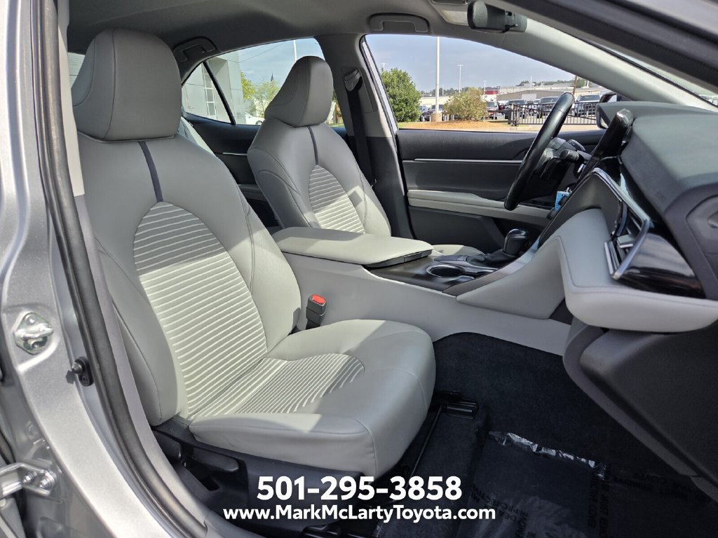Used 2022 Toyota Camry SE FWD image 15