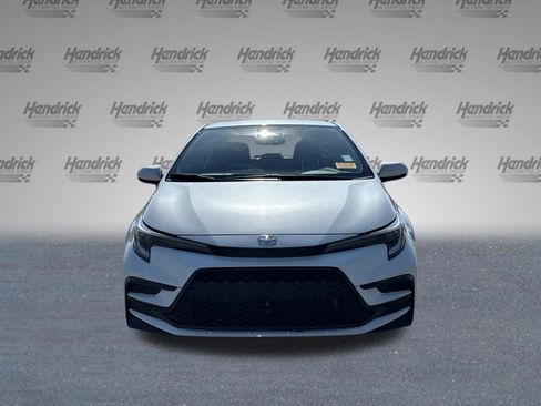 Used 2024 Toyota Corolla XSE image 3