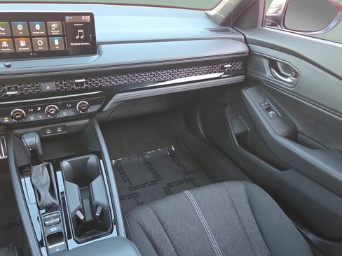 Certified 2023 Honda Accord Sport image 14