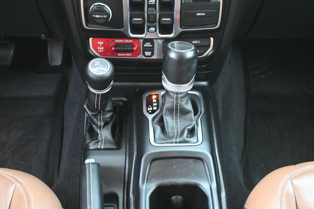 Used 2020 Jeep Gladiator Rubicon AWD/4WD image 19