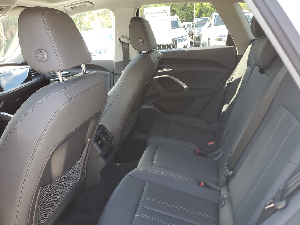 Certified 2025 Audi Q5 Premium w/ Convenience Package AWD/4WD image 16