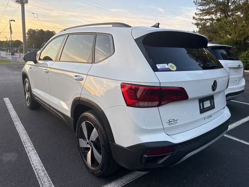 Used 2023 Volkswagen Taos S AWD/4WD image 3