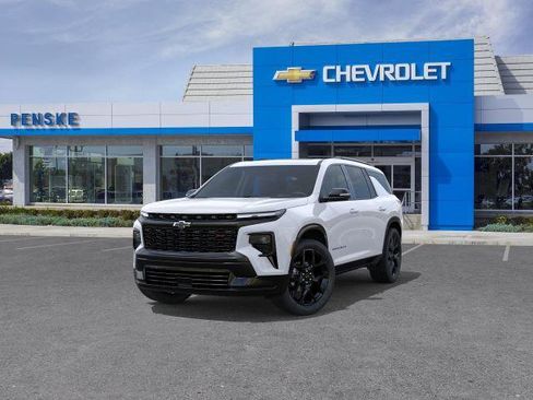 New 2026 Chevrolet Traverse RS w/ LPO, Floor Liner Package FWD image 8