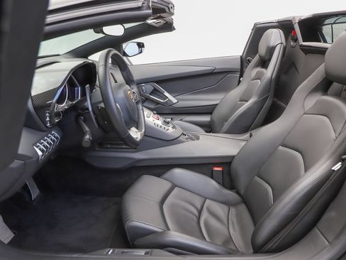 Used 2014 Lamborghini Aventador LP 700-4 AWD/4WD image 8