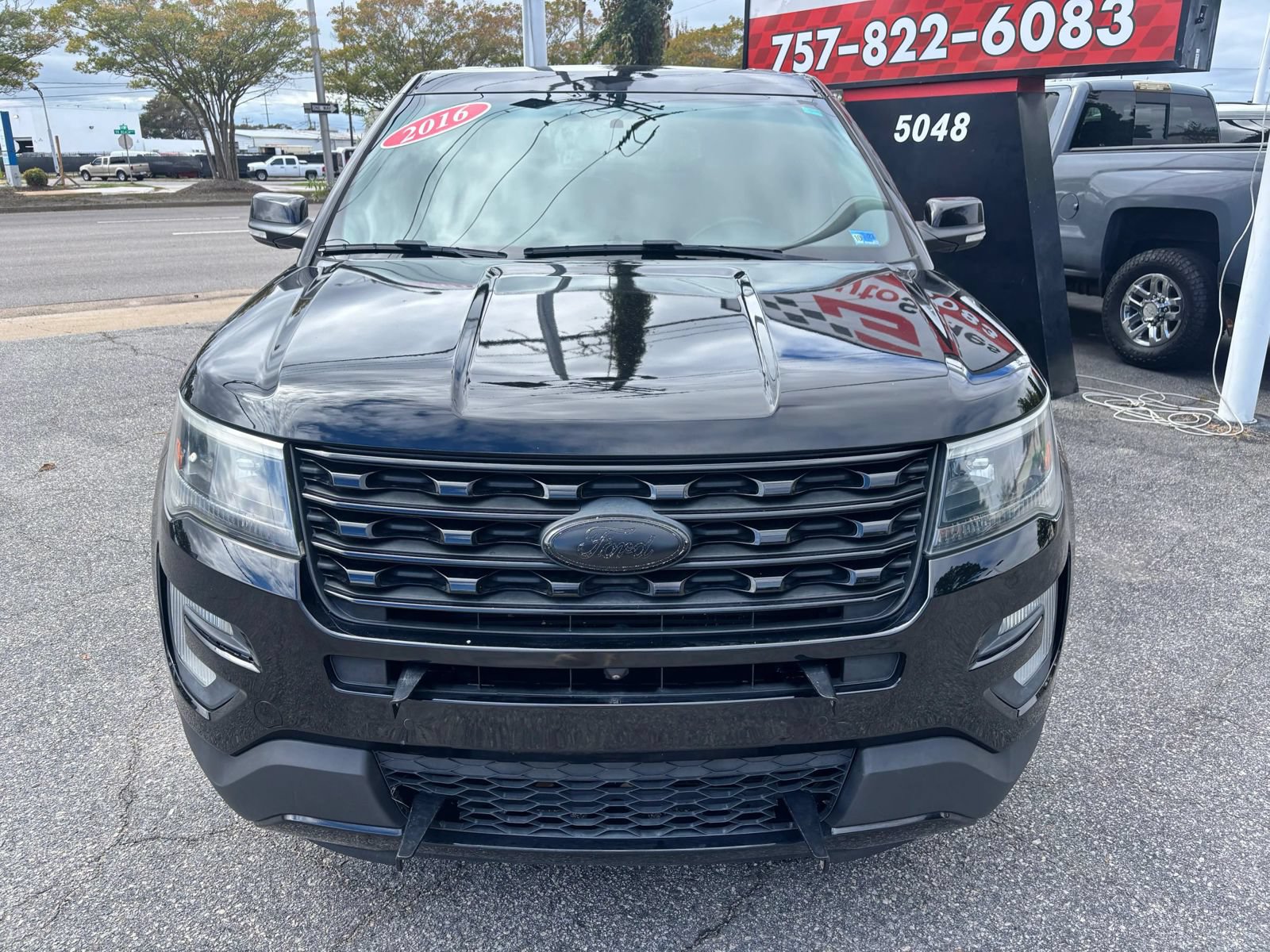 Used 2016 Ford Explorer Sport w/ Equipment Group 401A AWD/4WD image 8