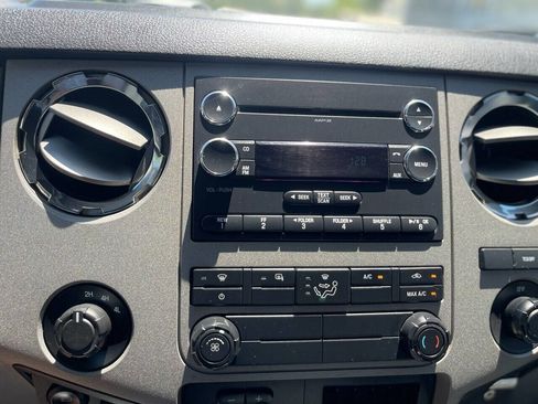 Used 2016 Ford F350 XLT image 90