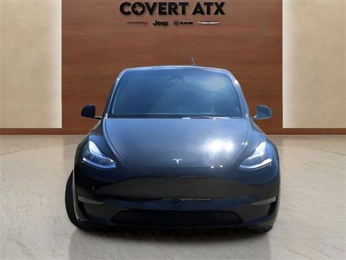 Used 2023 Tesla Model Y Long Range image 8