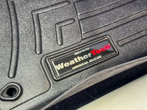 Used 2019 Jeep Cherokee Limited AWD/4WD image 14