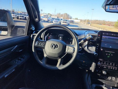 Used 2025 RAM 2500 Limited image 17