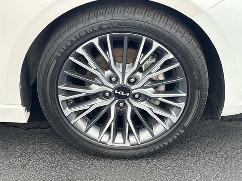 Used 2022 Kia Forte GT-Line w/ GT-Line Premium Package image 9