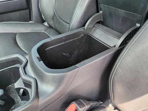 Used 2020 Toyota RAV4 LE FWD image 26
