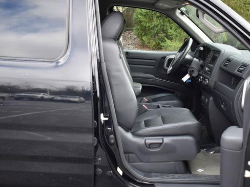 Used 2014 Honda Ridgeline SE image 27
