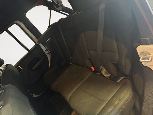 Used 2020 Jeep Wrangler Unlimited Sport AWD/4WD image 13