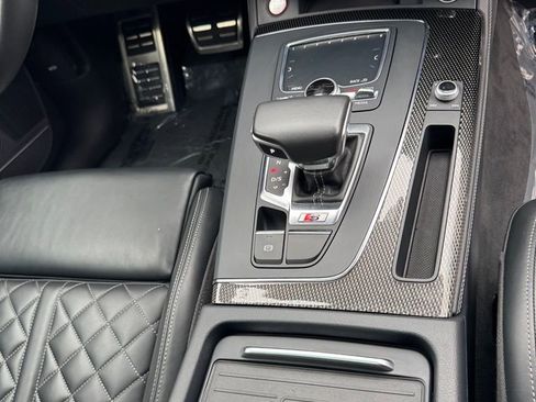 Used 2019 Audi SQ5 Prestige image 29
