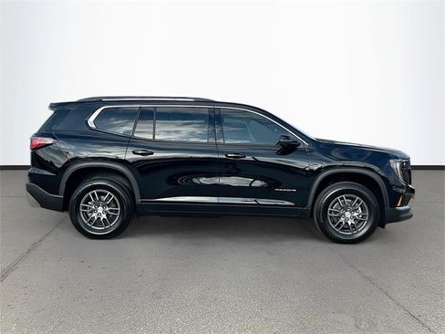 New 2026 GMC Acadia Elevation image 3