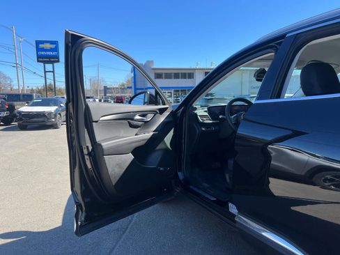 Certified 2025 Buick Envision Preferred image 15