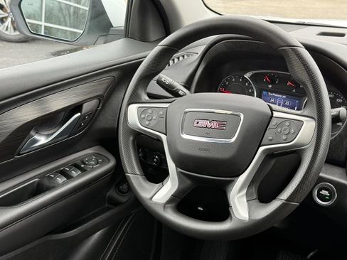 Used 2022 GMC Terrain SLE w/ Driver Convenience Package FWD image 14