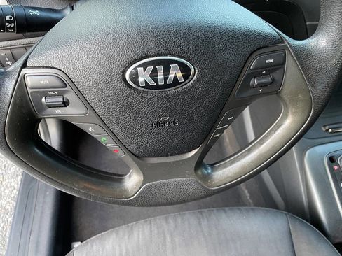 Used 2016 Kia Forte LX image 17