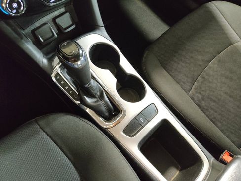 Used 2018 Chevrolet Cruze LS FWD image 26