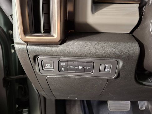 Used 2024 GMC Hummer EV 3X w/ LPO, Illumination Package image 15