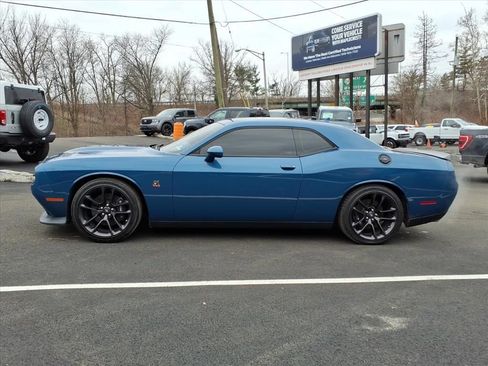 Used 2020 Dodge Challenger R/T Scat Pack RWD image 18