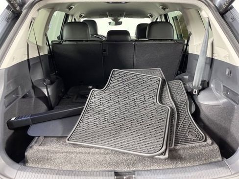 Used 2022 Volkswagen Tiguan SE image 47