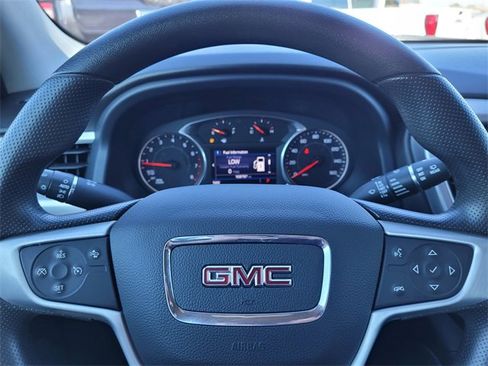 Used 2022 GMC Acadia SLE w/ Elevation Edition image 18