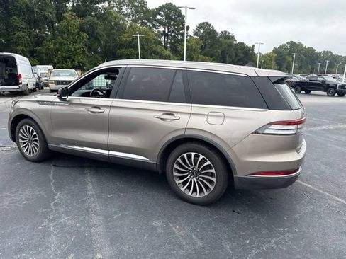 Used 2021 Lincoln Aviator Reserve w/ Equipment Group 201A RWD image 9
