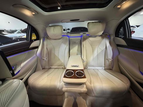 Used 2014 Mercedes-Benz S 550 Sedan image 36
