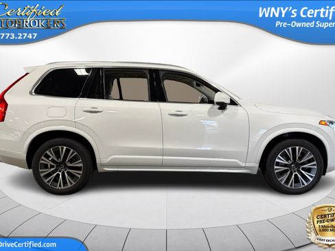 Used 2021 Volvo XC90 T5 Momentum w/ Advanced Package AWD/4WD image 4