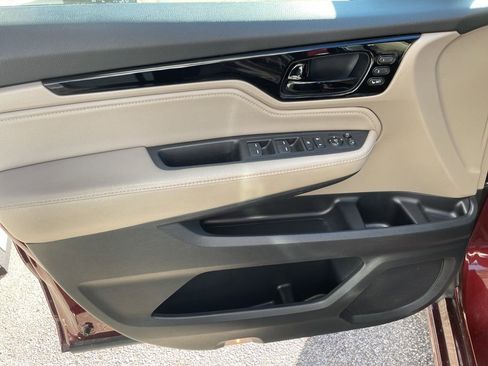Used 2018 Honda Odyssey Elite image 16