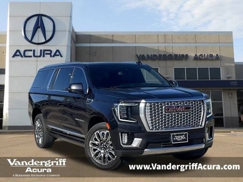 Used 2023 GMC Yukon XL Denali image 1