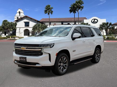 Used 2024 Chevrolet Tahoe LT w/ Luxury Package RWD image 5