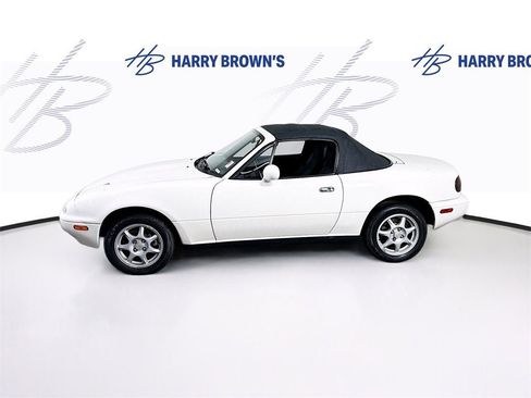 Used 1995 MAZDA MX-5 Miata image 22