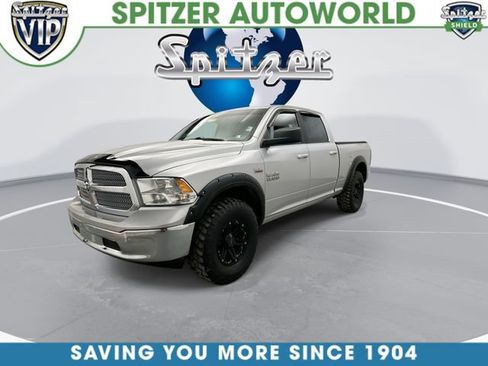 Used 2019 RAM 1500 Classic SLT AWD/4WD image 5