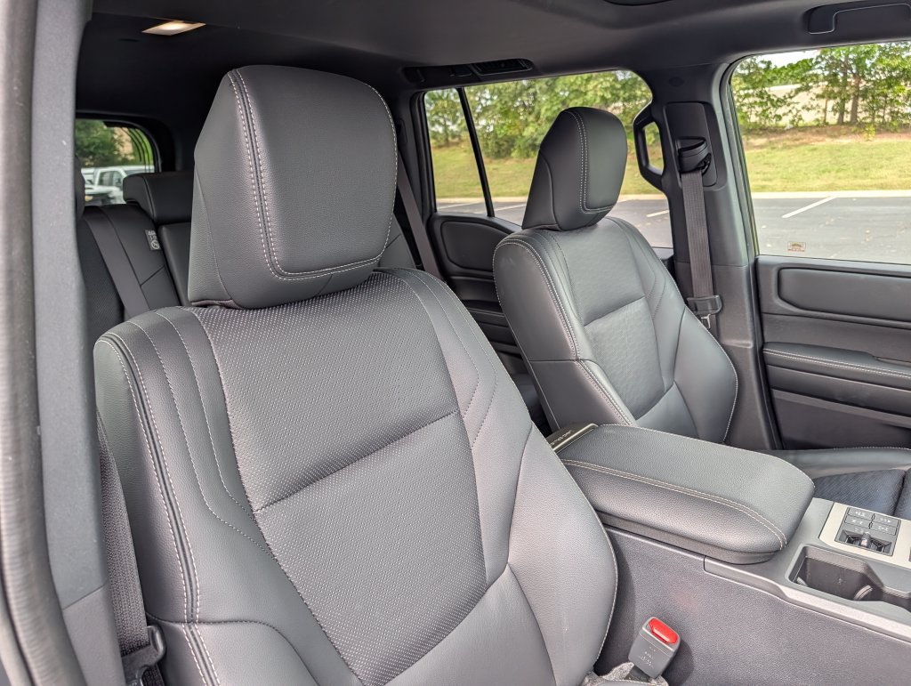 Used 2024 Toyota Land Cruiser w/ Premium Package AWD/4WD image 17