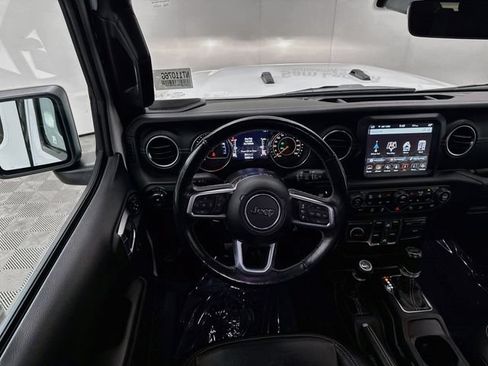 Used 2020 Jeep Wrangler Unlimited Sahara AWD/4WD image 22