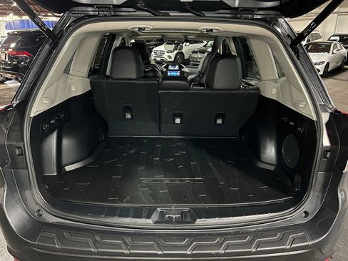 Used 2023 Subaru Forester Limited AWD/4WD image 16