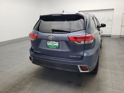 Used 2019 Toyota Highlander Limited image 7