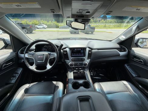 Used 2019 GMC Yukon XL SLT AWD/4WD image 22