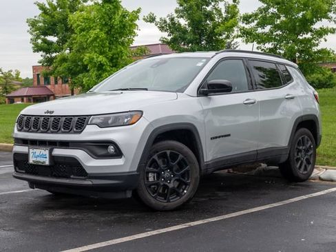 New 2026 Jeep Compass Latitude AWD/4WD image 1