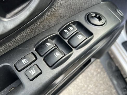 Used 2008 Kia Sorento LX w/ Sport Pkg image 13